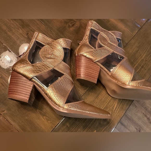 Women’s dress boot / shoe / heels - Picture 6 of 7